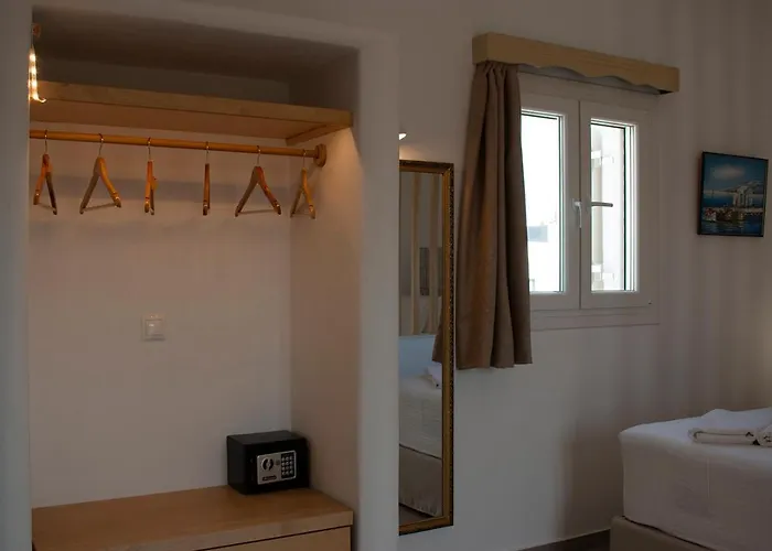 Agnadema Luxury Residences Schoinoussa