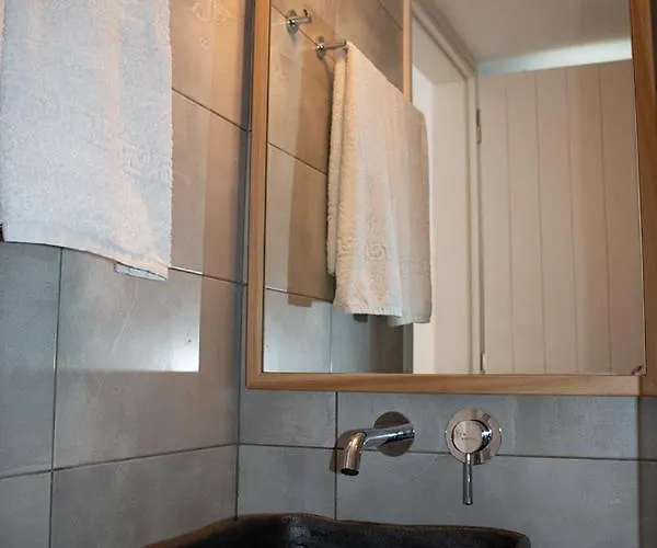 Agnadema Luxury Residences Hotel *