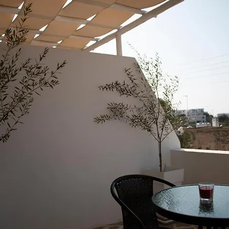 Agnadema Luxury Residences * Schoinoussa