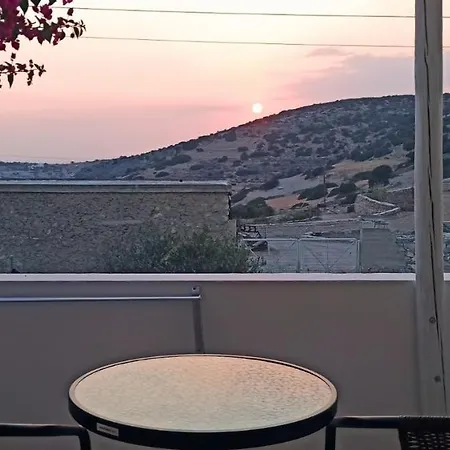 Agnadema Luxury Residences * Schoinoussa