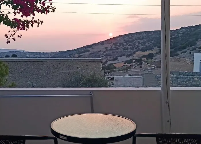 Agnadema Luxury Residences * Schoinoussa